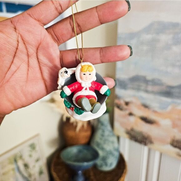 Set of 2 Rennoc & Disney Hallmark Christmas Ornaments. - Picture 10 of 10